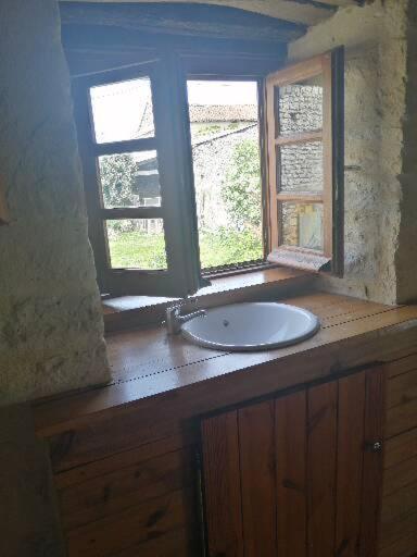 Traditional Stone Cottage Condac Kültér fotó